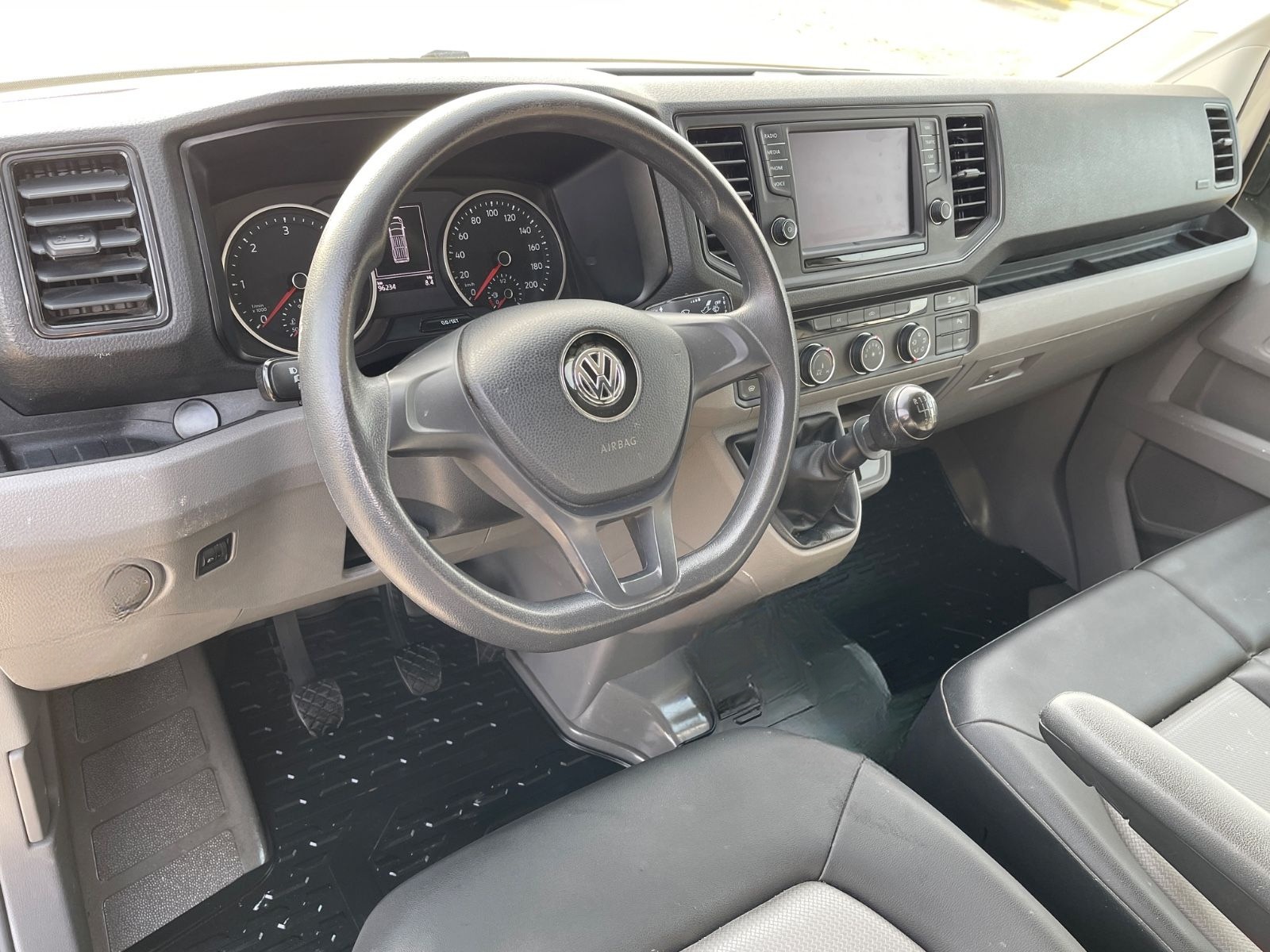 Volkswagen Crafter Kasten Kasten 35 extralang Hochdach FWD foto 11