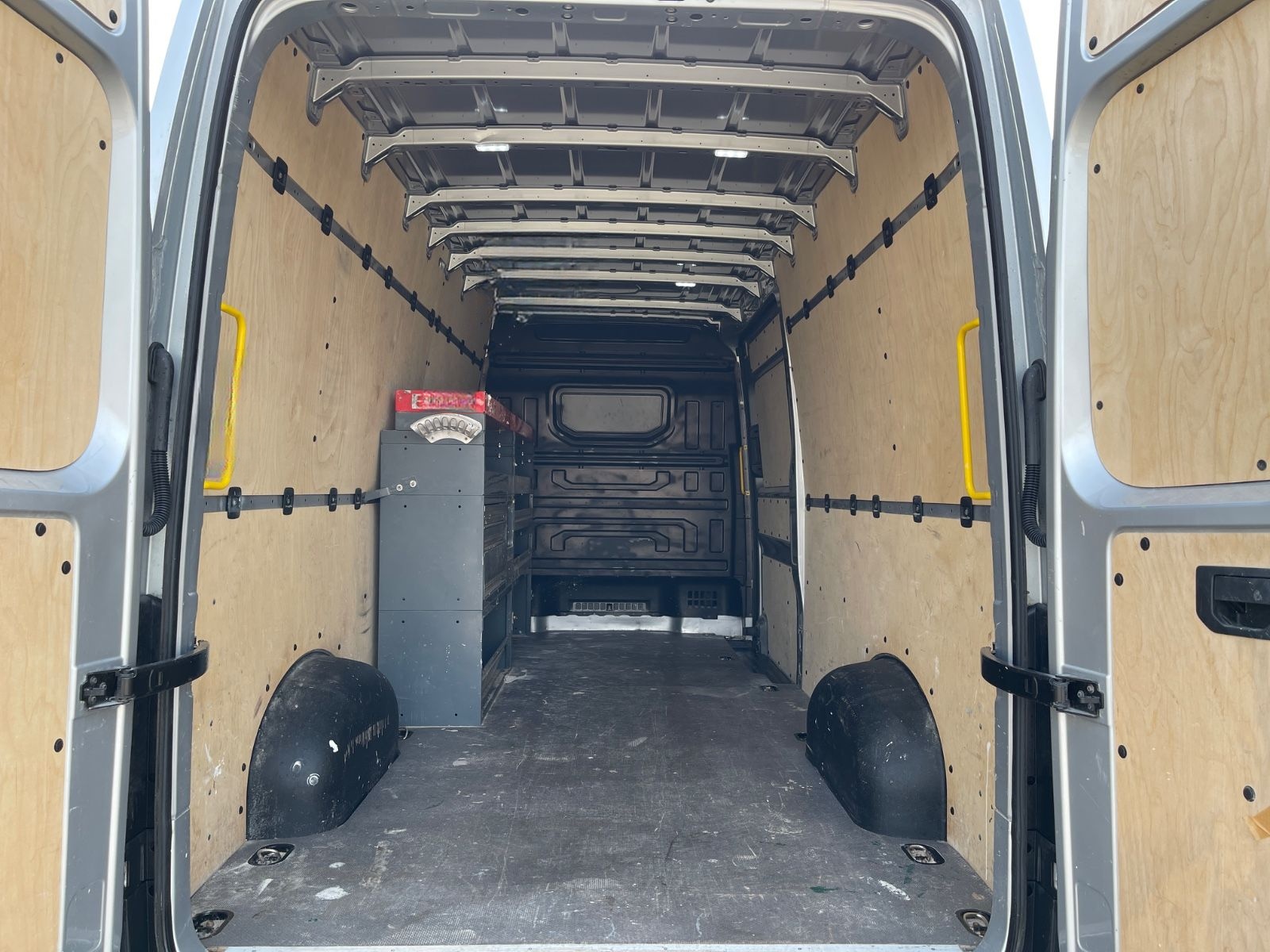 Volkswagen Crafter Kasten Kasten 35 extralang Hochdach FWD foto 13
