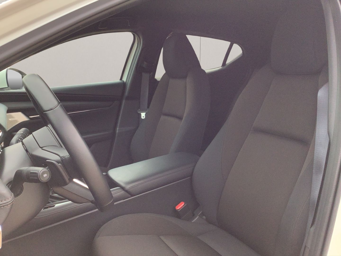 Mazda 3 SKY-G EXCLUSIVE+DESIGN-P+DRI+ASS-P+SOUND-P+GJ- foto 11