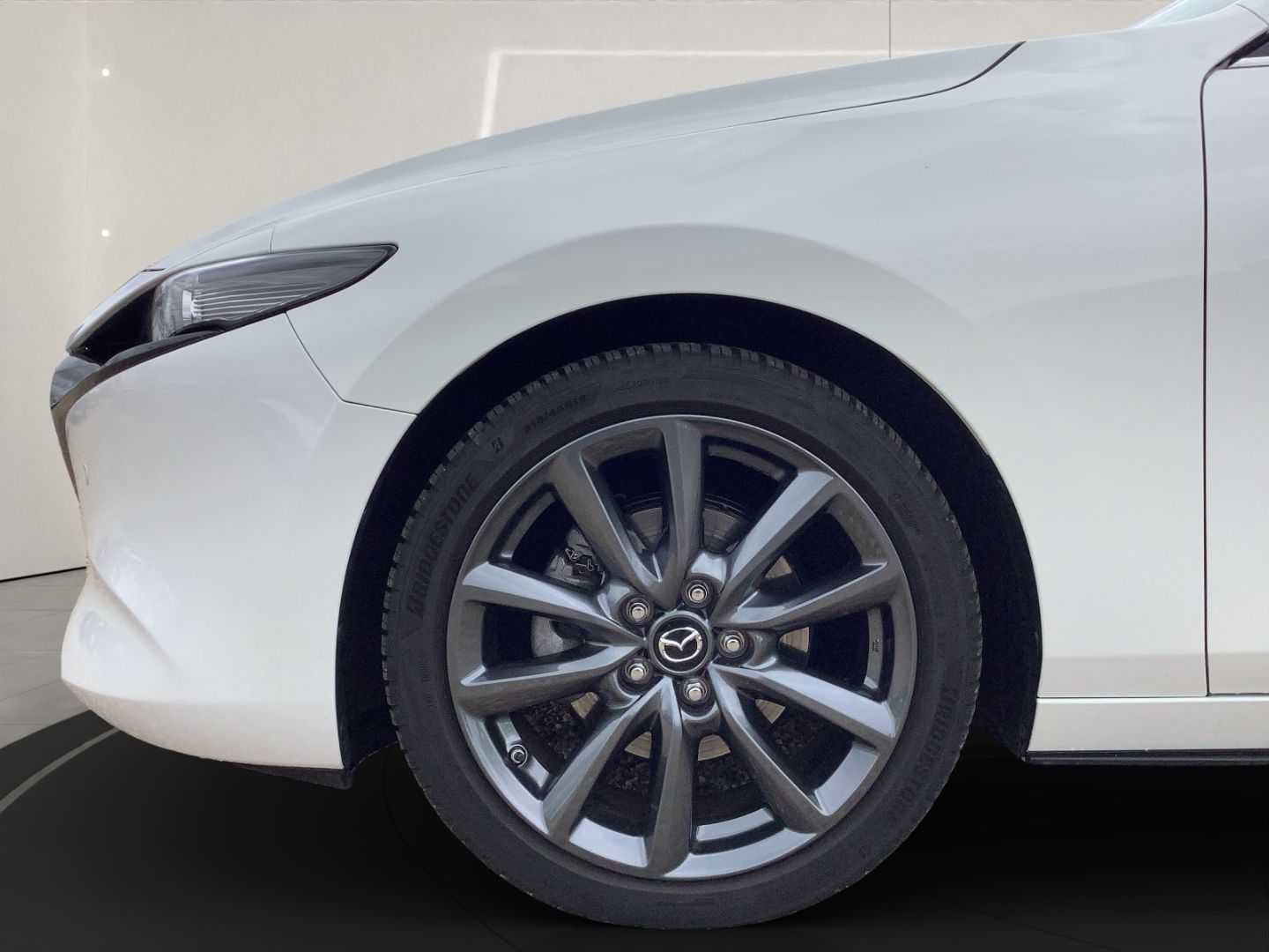 Mazda 3 SKY-G EXCLUSIVE+DESIGN-P+DRI+ASS-P+SOUND-P+GJ- foto 9