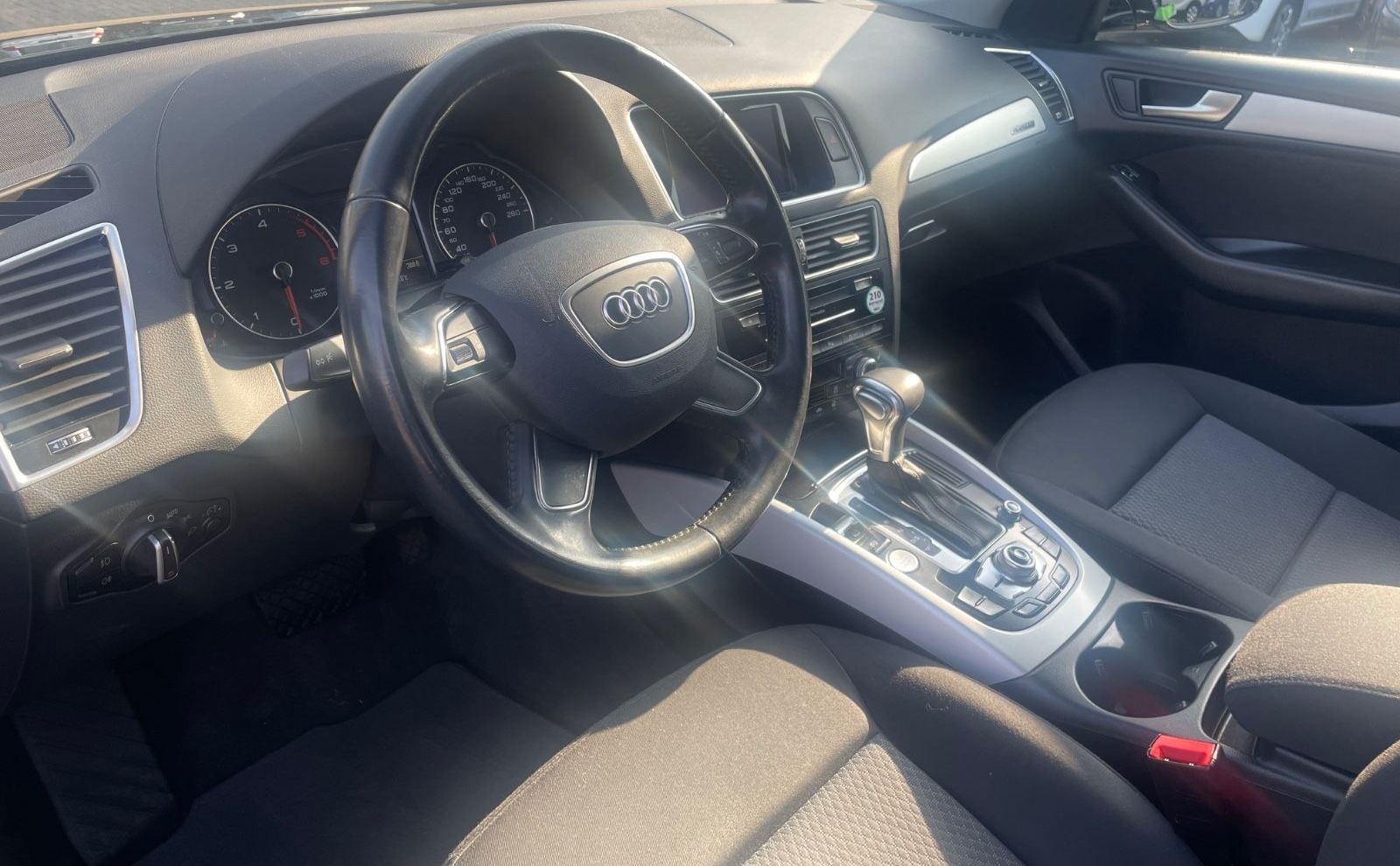 Audi Q5 2.0 TDI 140 kW quattro Keyless Side Assist foto 4