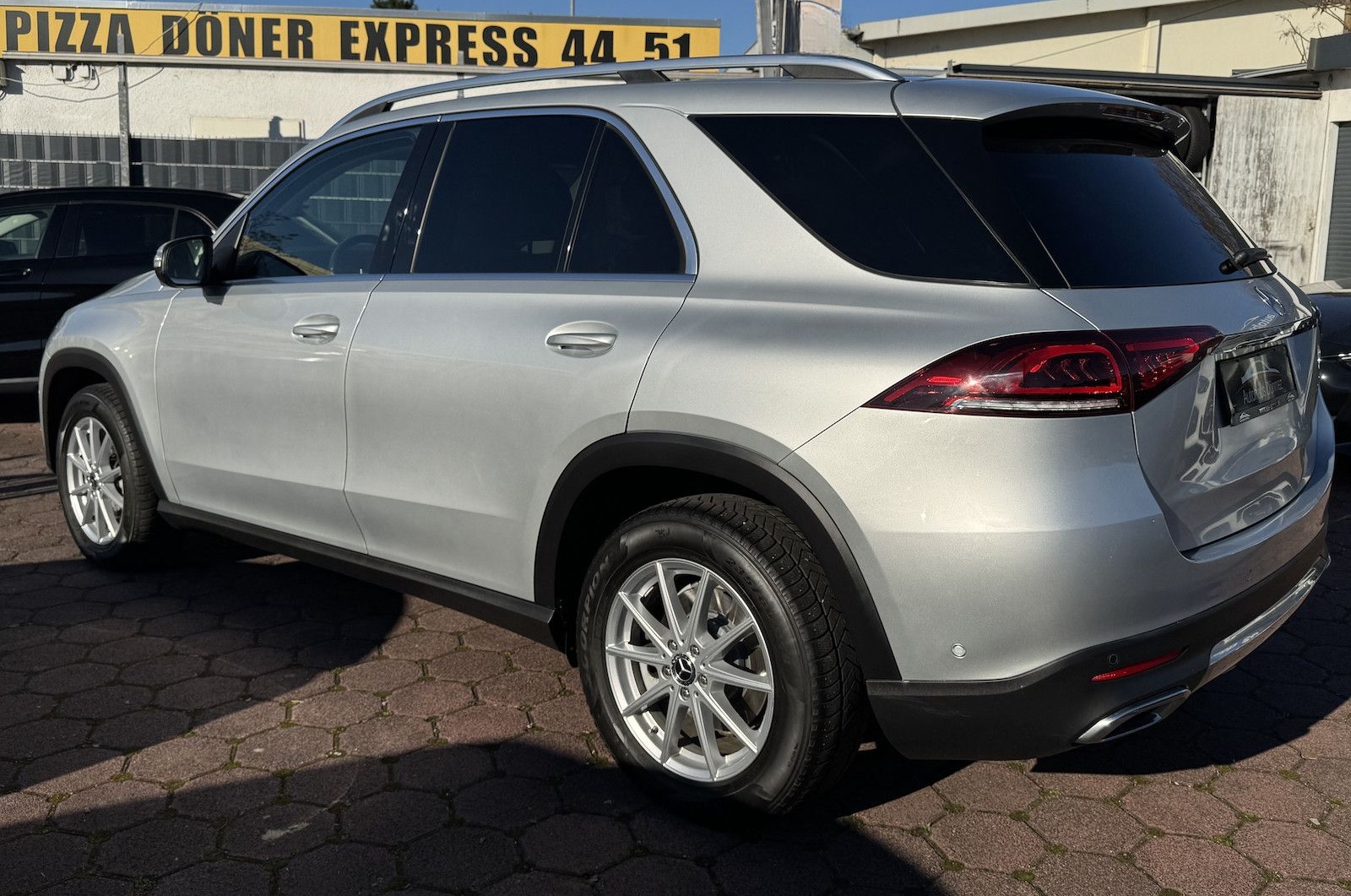 Mercedes-Benz GLE 300 d 4Matic MULTIBEAM MEMORY 360° AMBIENTE foto 7