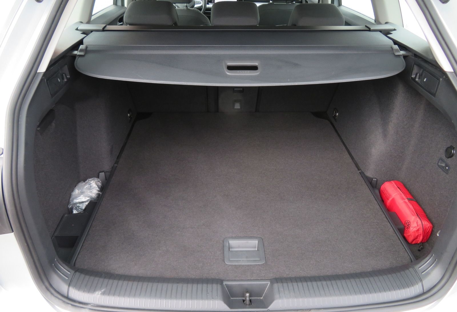 Volkswagen Golf VIII Variant 2.0 TDI Life LED Navi AHK ACC foto 19