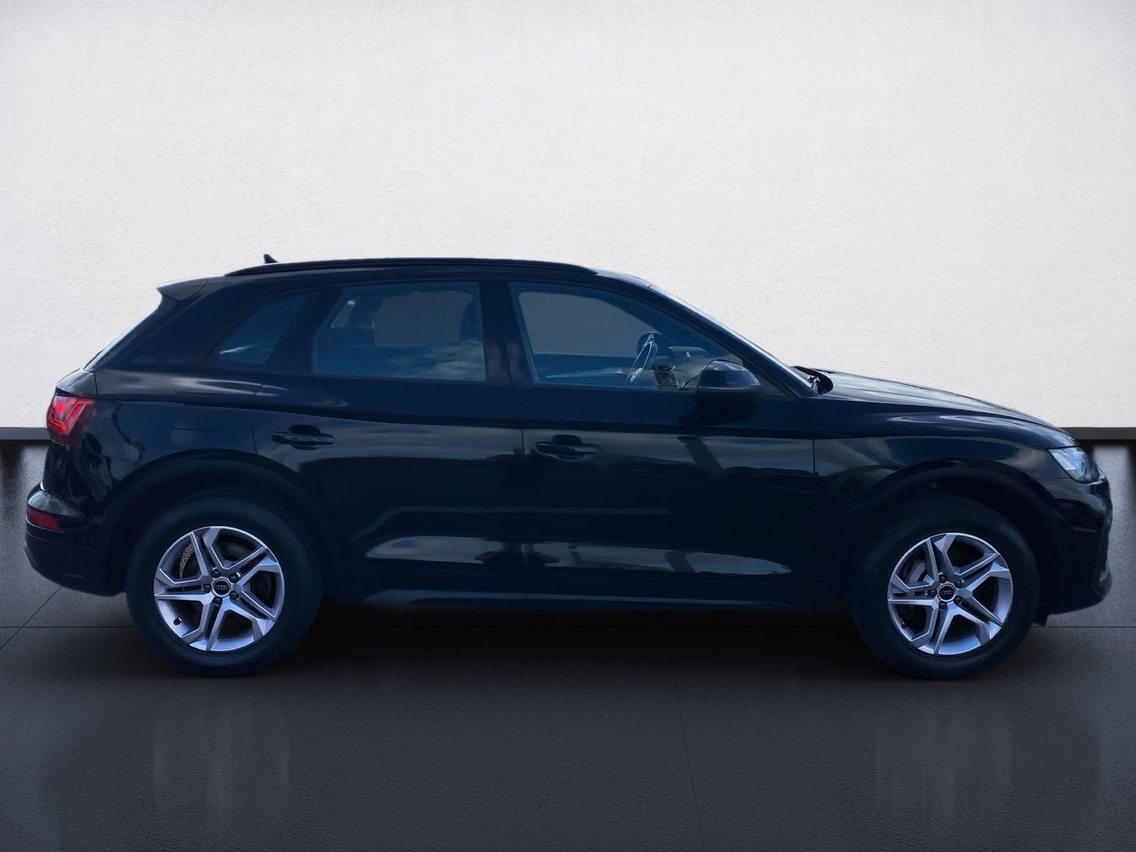 Audi Q5 50 TFSI e quattro S-tronic Matrix Navi ACC AH foto 7