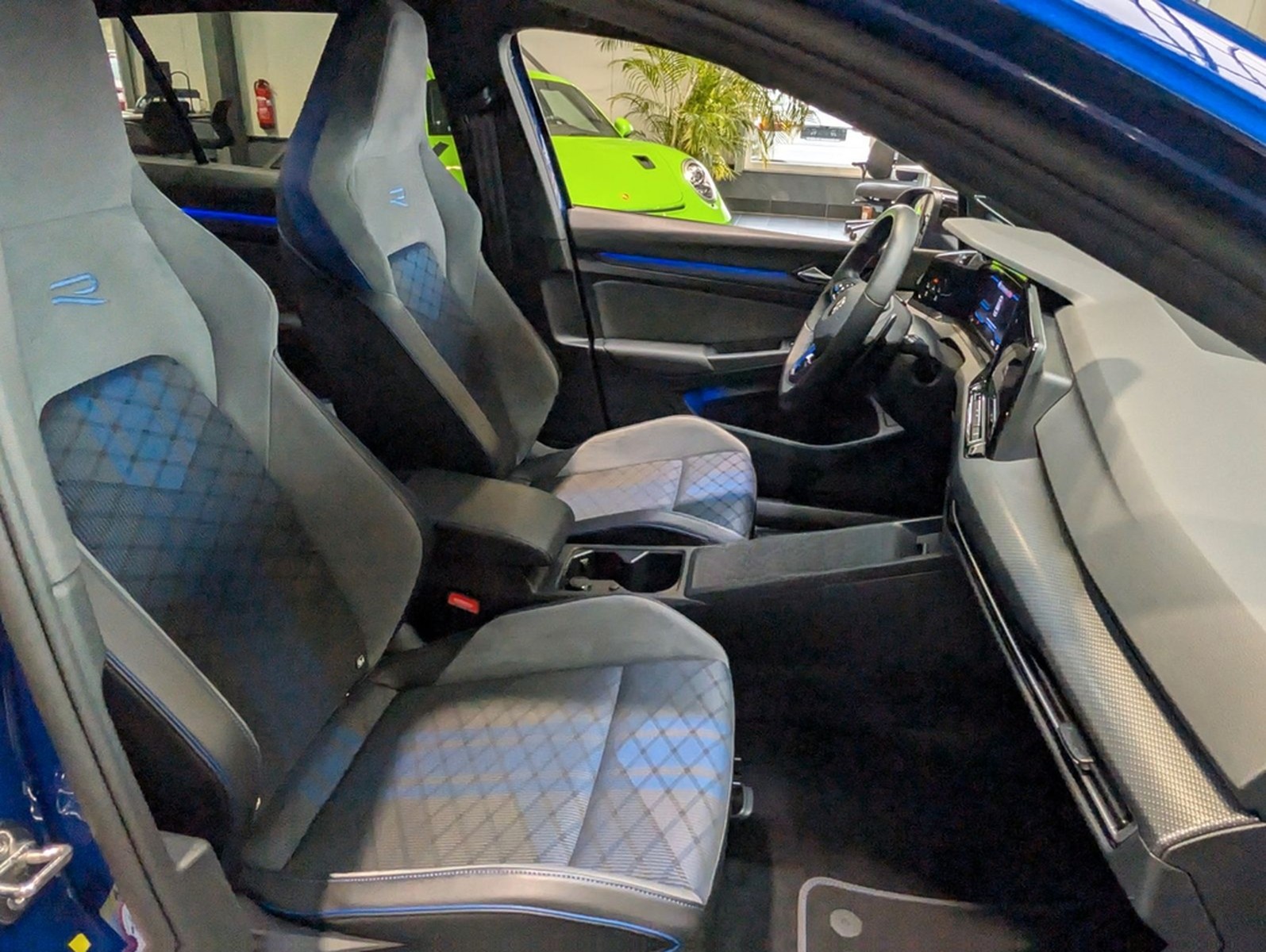 Volkswagen Golf 2.0 TSI OPF 4Motion DSG R foto 11