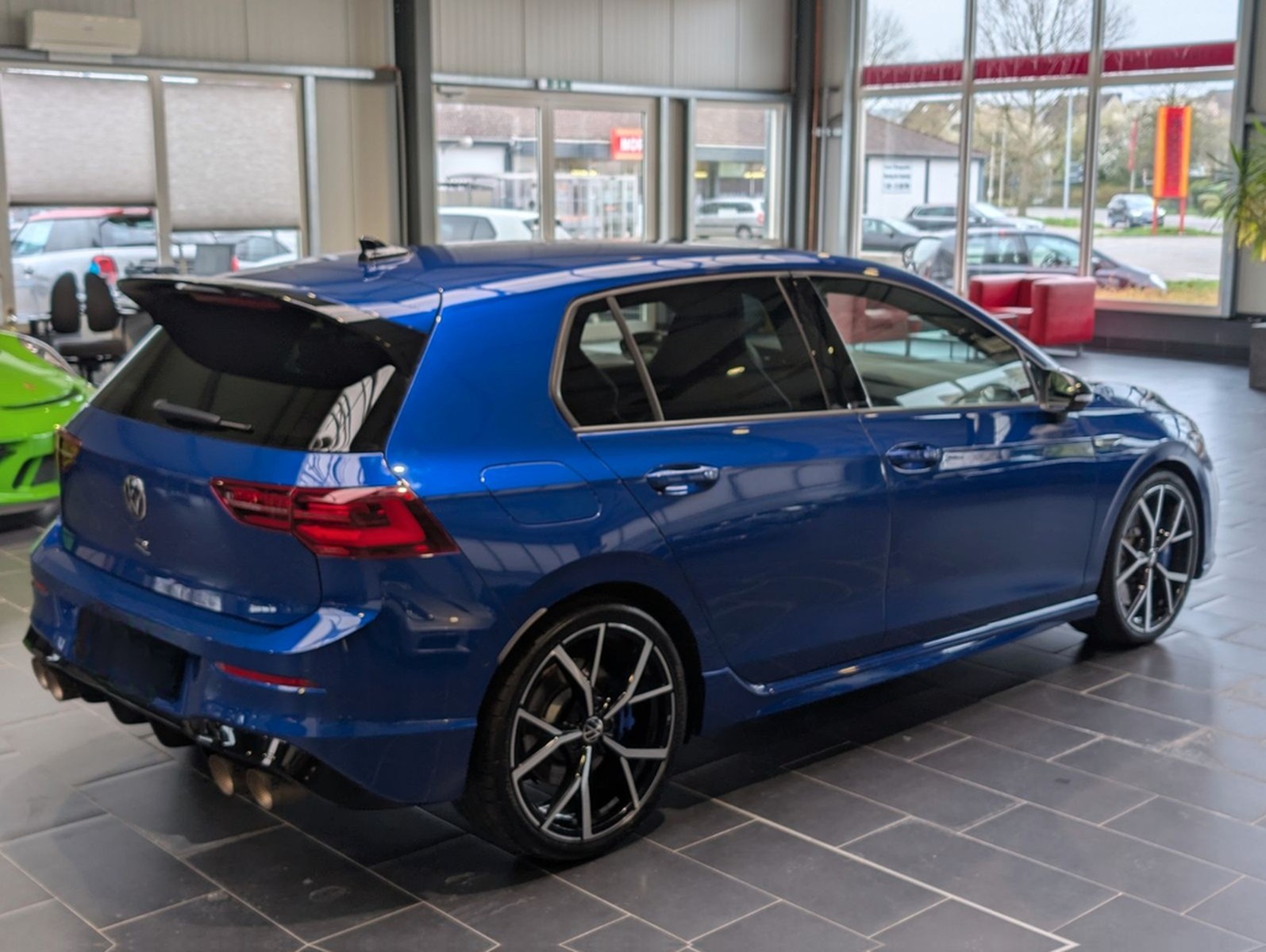 Volkswagen Golf 2.0 TSI OPF 4Motion DSG R foto 6
