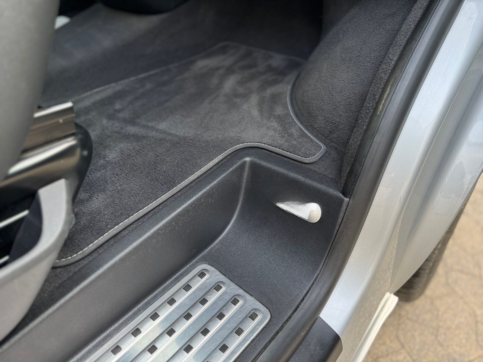 Volkswagen T6 Multivan 2.0 TDI DSG Generation SIX|AHK|Kamer foto 22