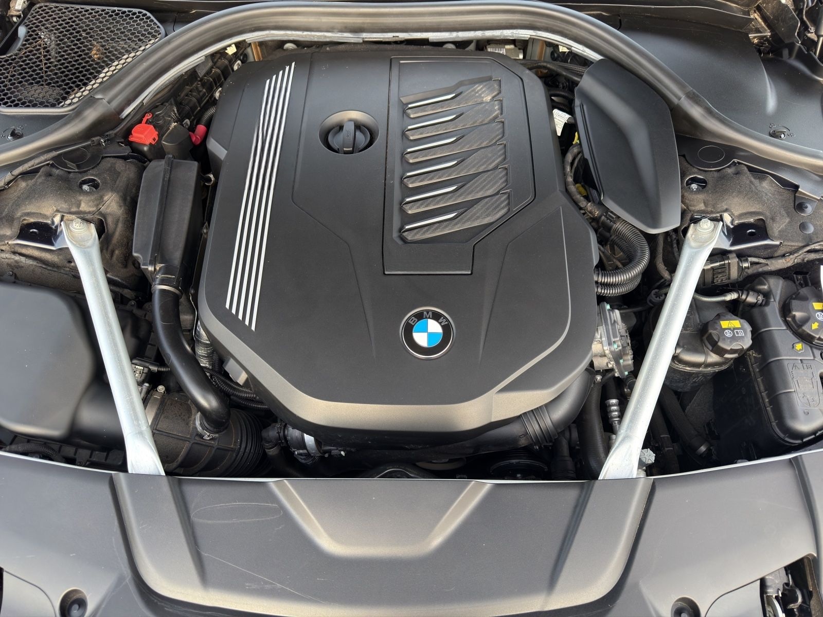 BMW 740i LCI /1.Hd Harman Kardon Massage HuD SHD 20" foto 17