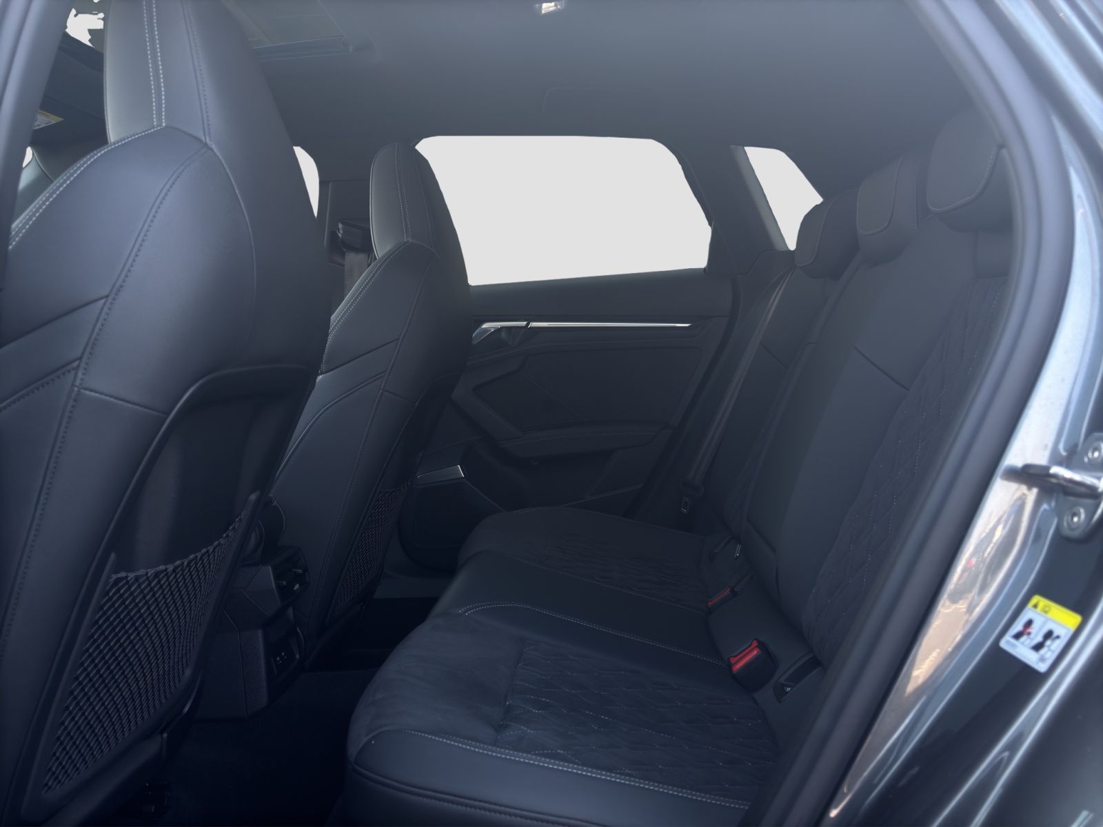 Audi S3 Sportback 2.0 TFSI quattro Matrix B&O Navi Pa foto 10