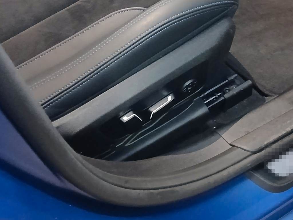 BMW 320d xDr. Lim. M Sport 360° ad. LED AHK ACC H/K foto 13