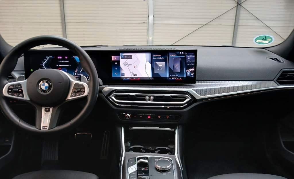 BMW 320d xDr. Lim. M Sport 360° ad. LED AHK ACC H/K foto 8