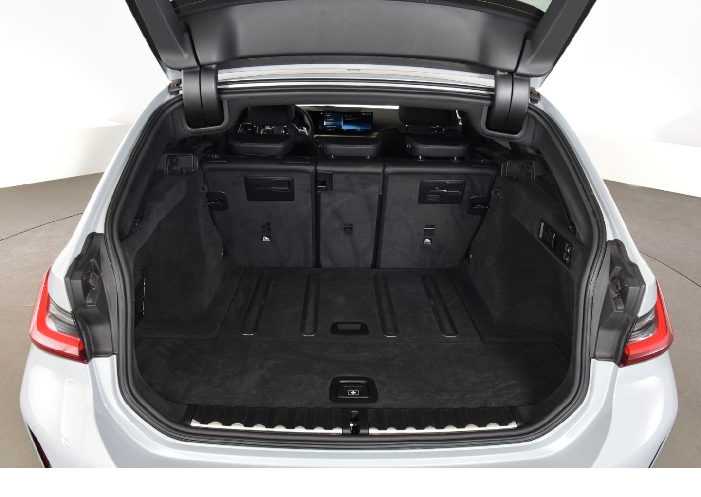 BMW 320 d xDrive Touring M Sport Akustikverglasung D foto 15