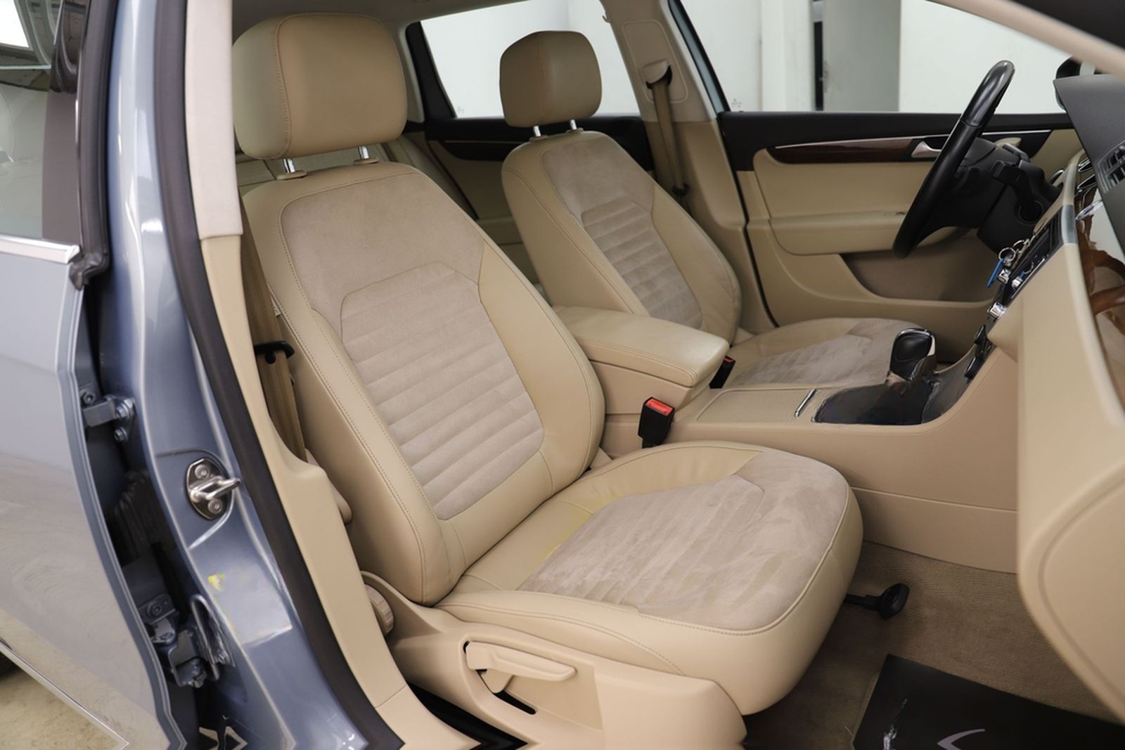 Volkswagen Passat 3.6 FSI 299PS DSG Highline 4Motion DCC foto 10