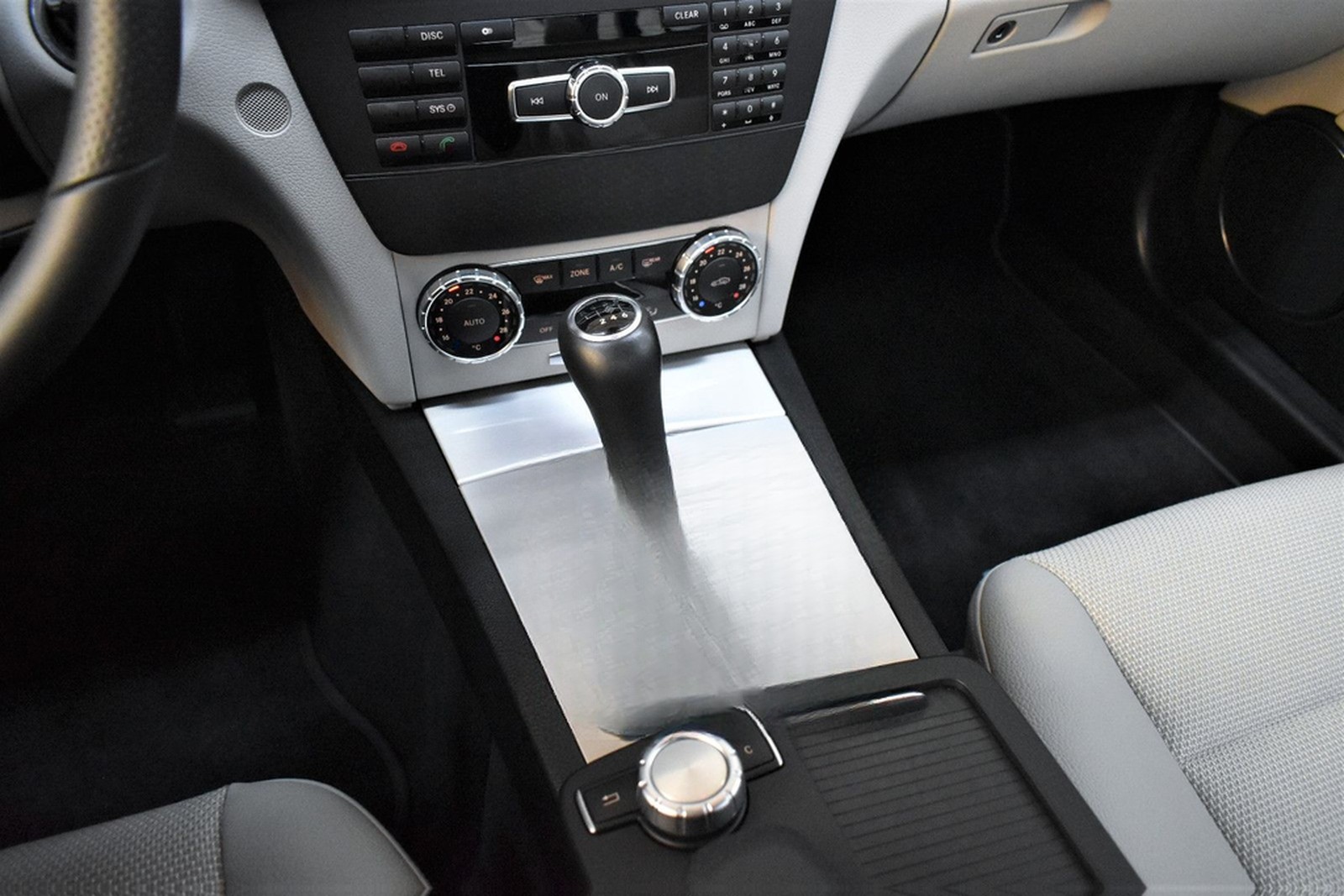 Mercedes-Benz C 200 T CGI Avantgarde+SHZ+PDC+Navi foto 16