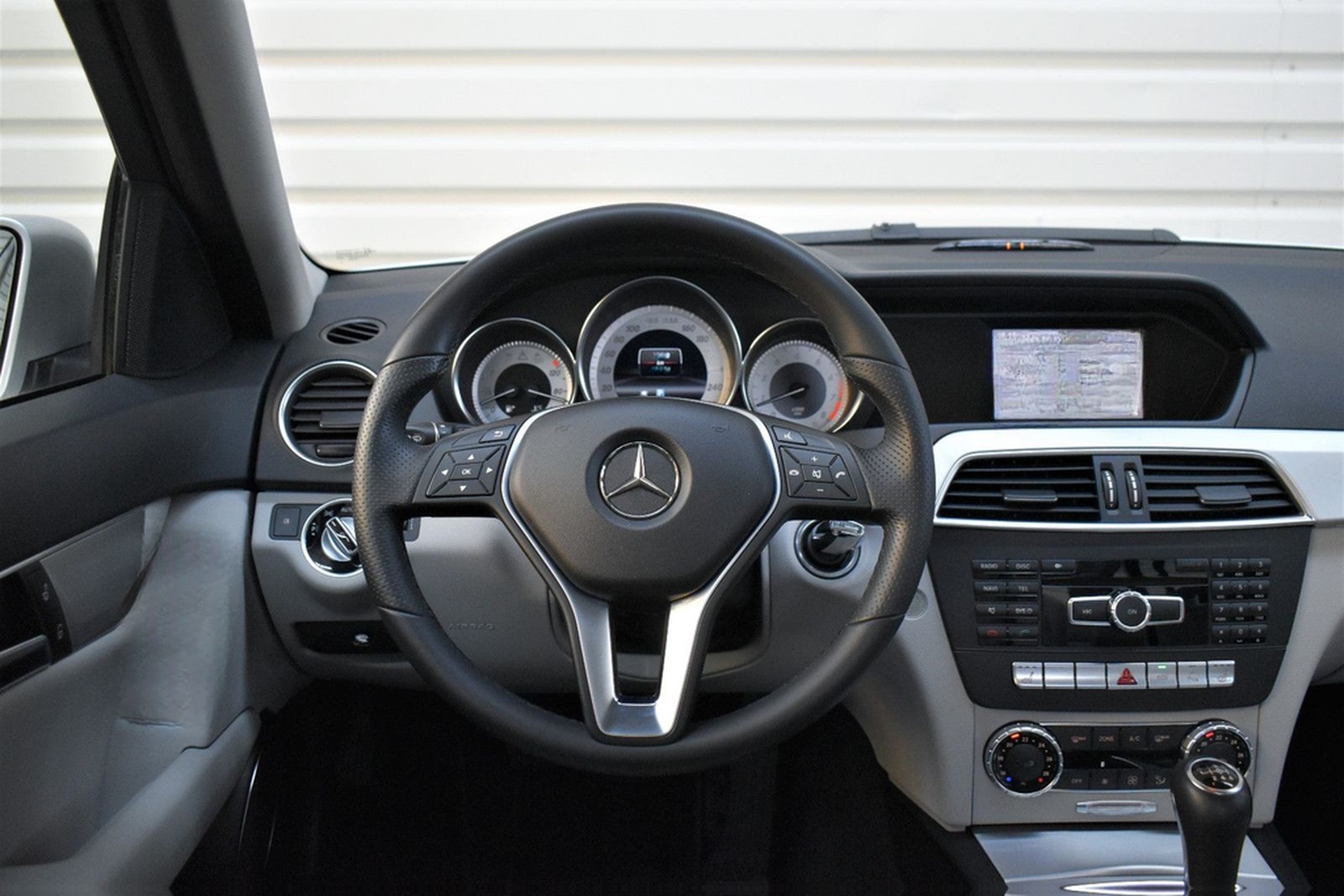 Mercedes-Benz C 200 T CGI Avantgarde+SHZ+PDC+Navi foto 19