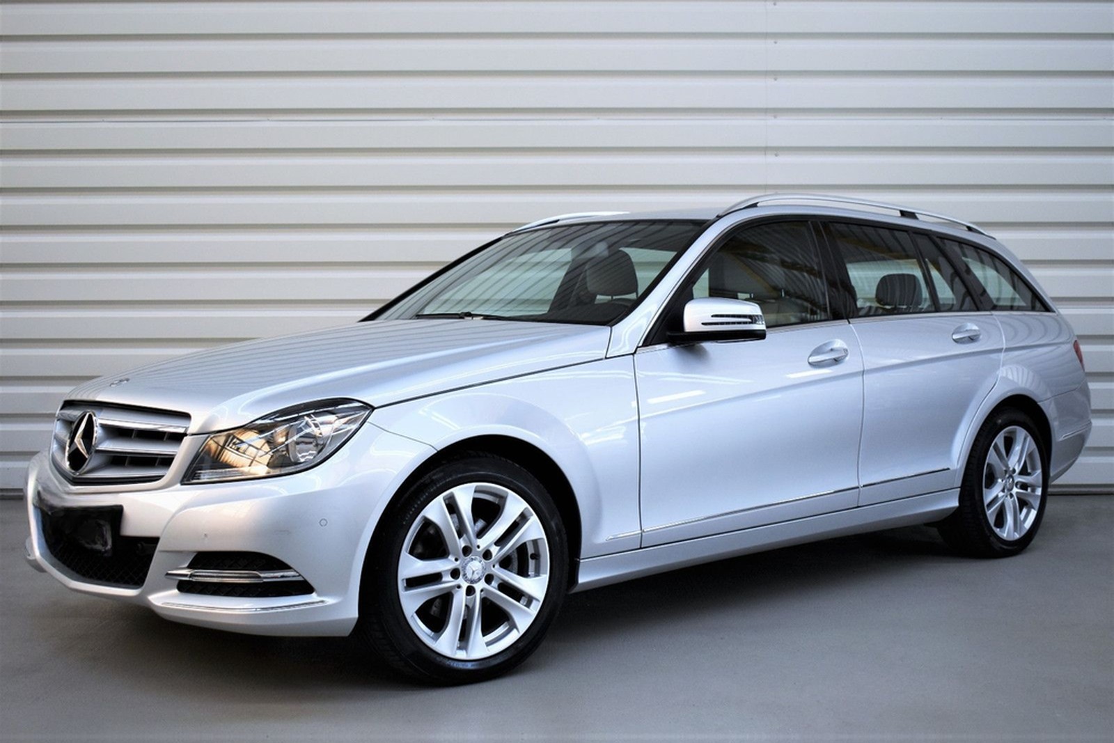 Mercedes-Benz C 200 T CGI Avantgarde+SHZ+PDC+Navi foto 3