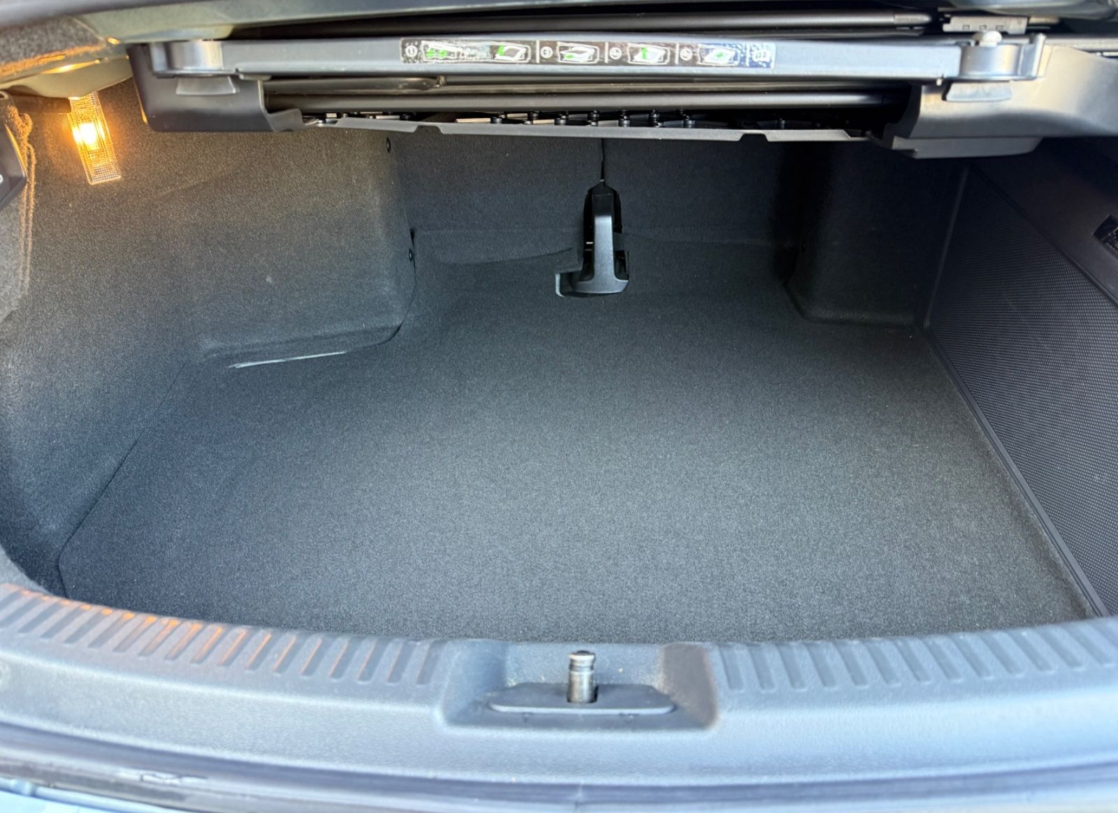 Volkswagen Beetle 2,0 TSI DSG Final Edition   foto 7