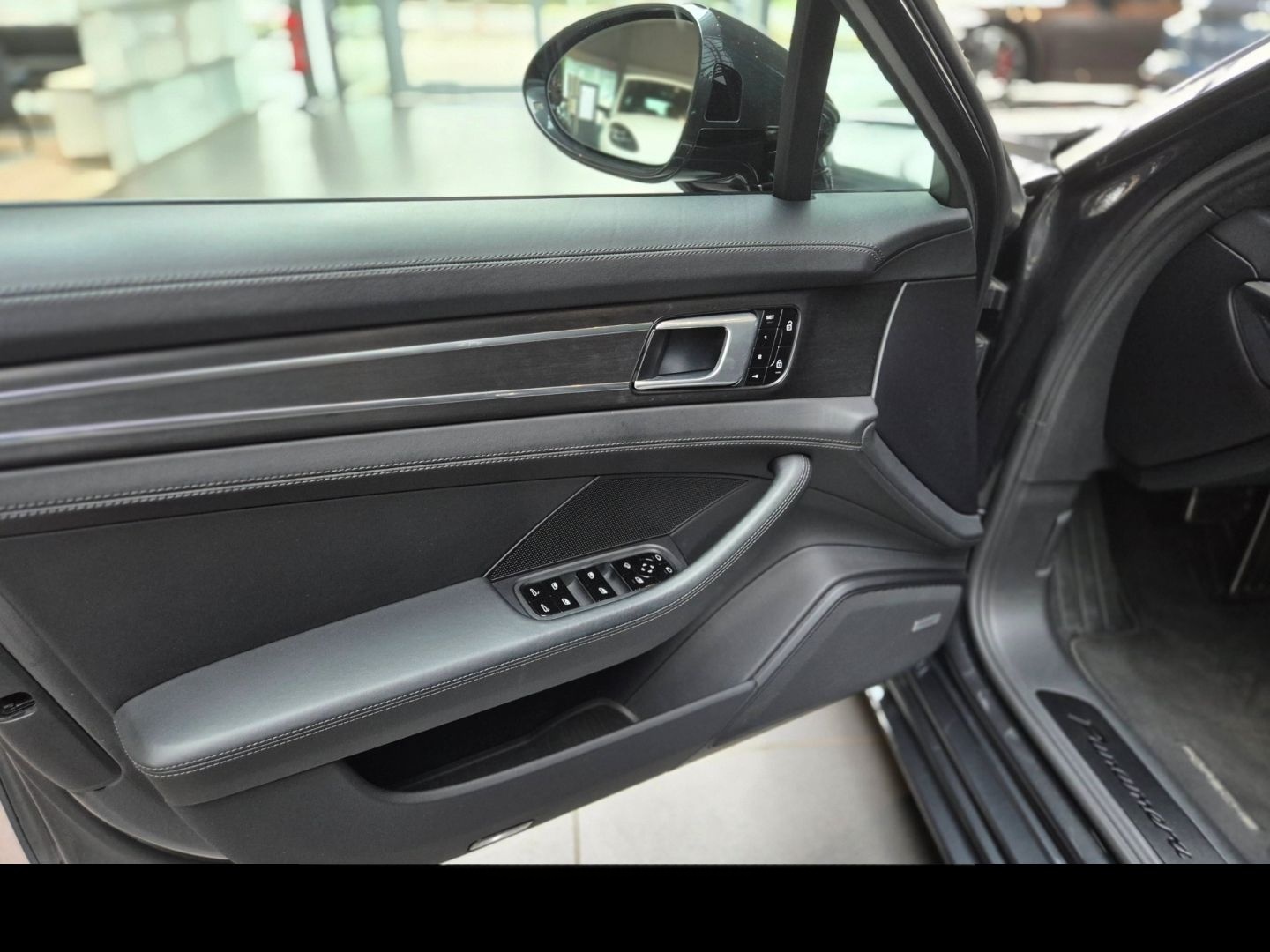 Porsche Panamera GTS Sport Turismo Pano SportDesign BOSE foto 5