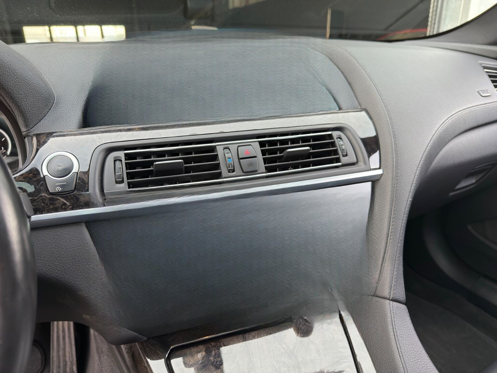 BMW 650i Gran Coupe M SPORTPAKET/M 19"/GLASDACH/LED foto 16