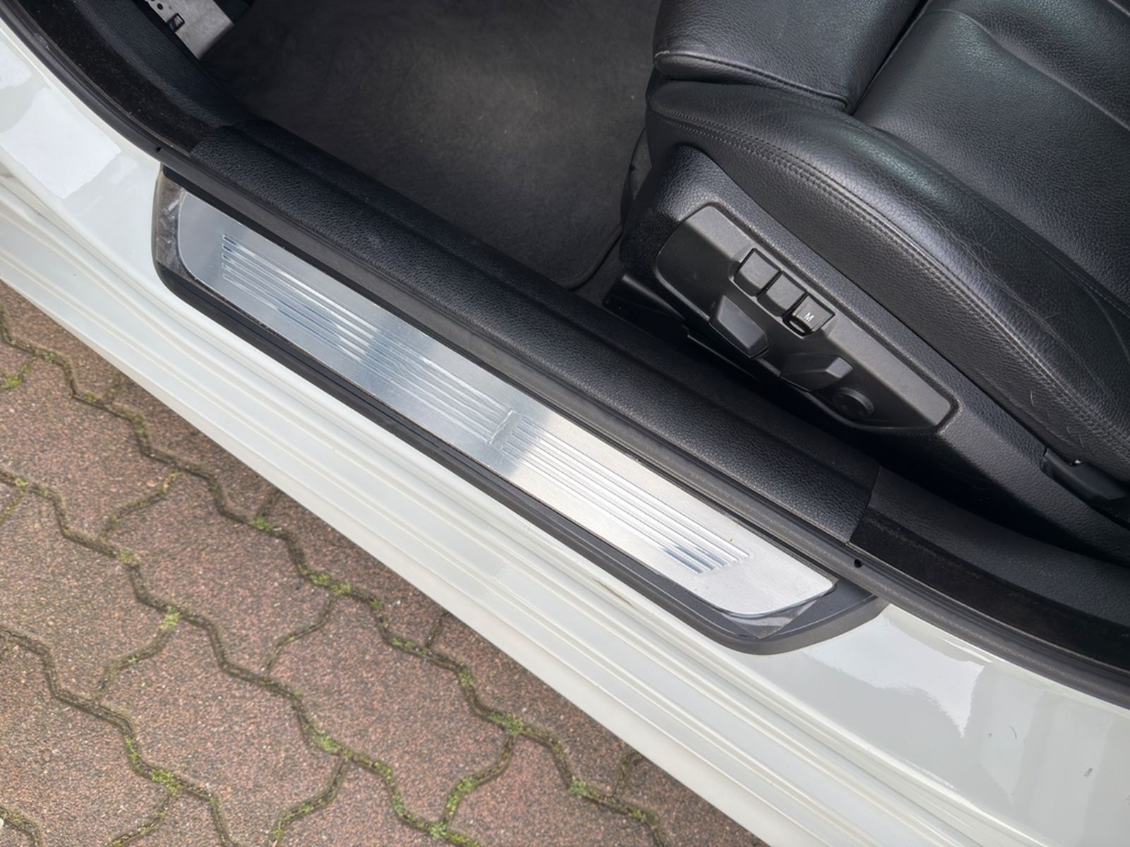 BMW 650i Gran Coupe M SPORTPAKET/M 19"/GLASDACH/LED foto 23