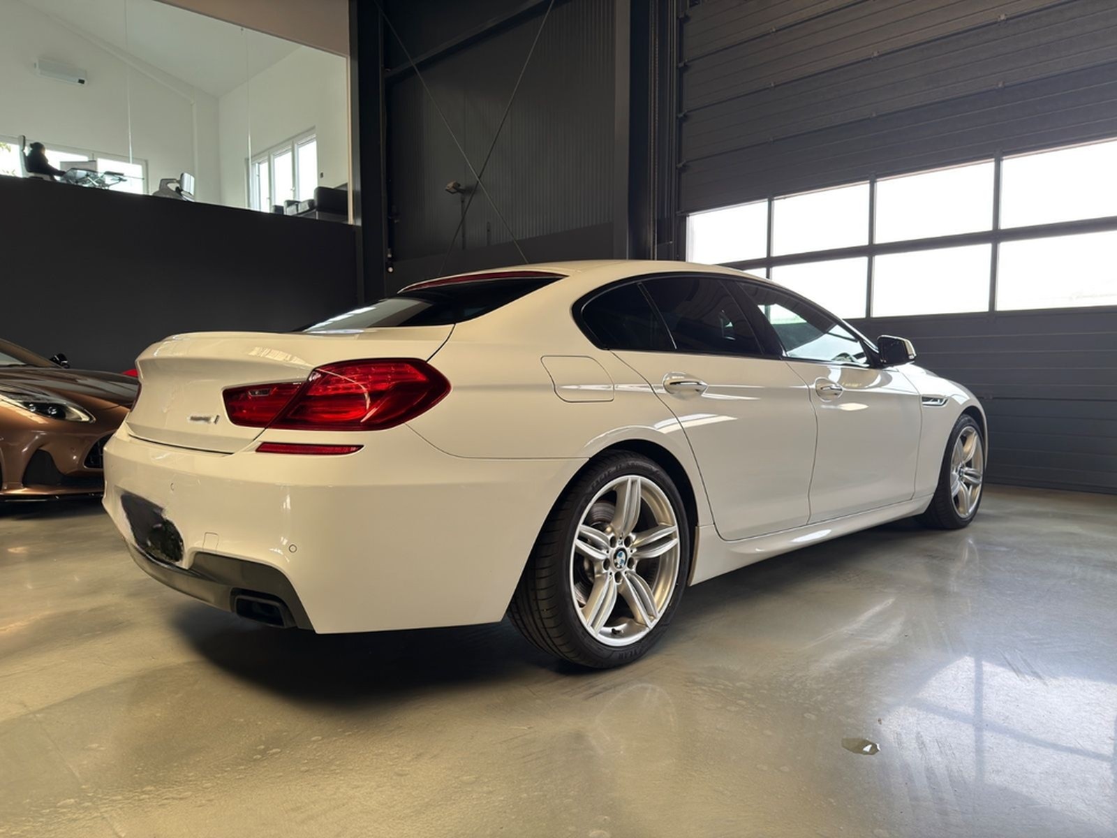 BMW 650i Gran Coupe M SPORTPAKET/M 19"/GLASDACH/LED foto 38