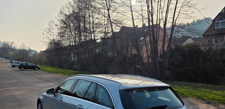 Mercedes-Benz C 220 d T Autom. - foto 4
