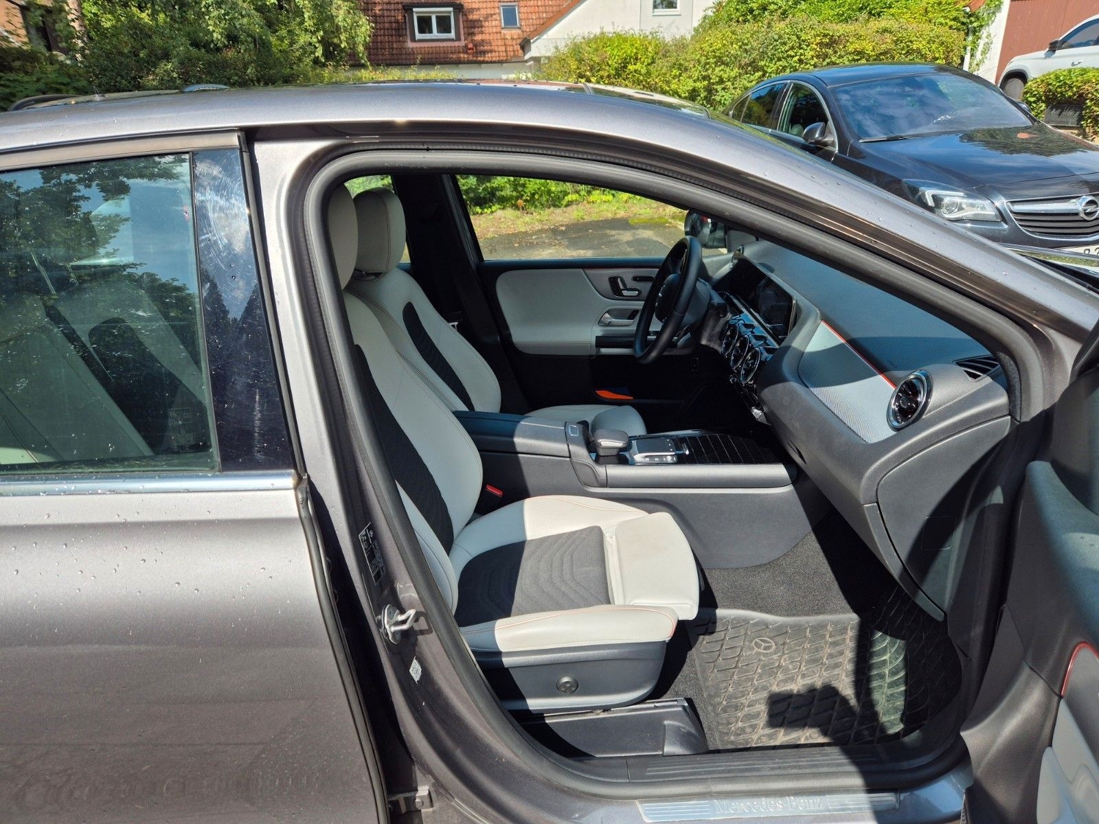 Mercedes-Benz B 250 e DCT - foto 14