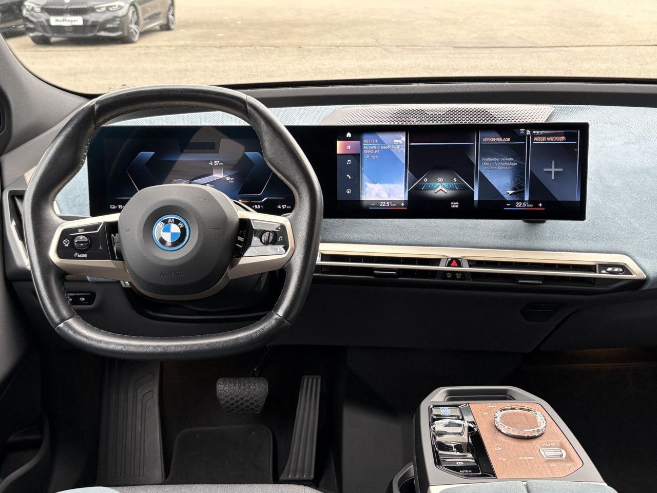 BMW iX x40 Sky HUD ACC SurView Laser Massage AHK 22" foto 21