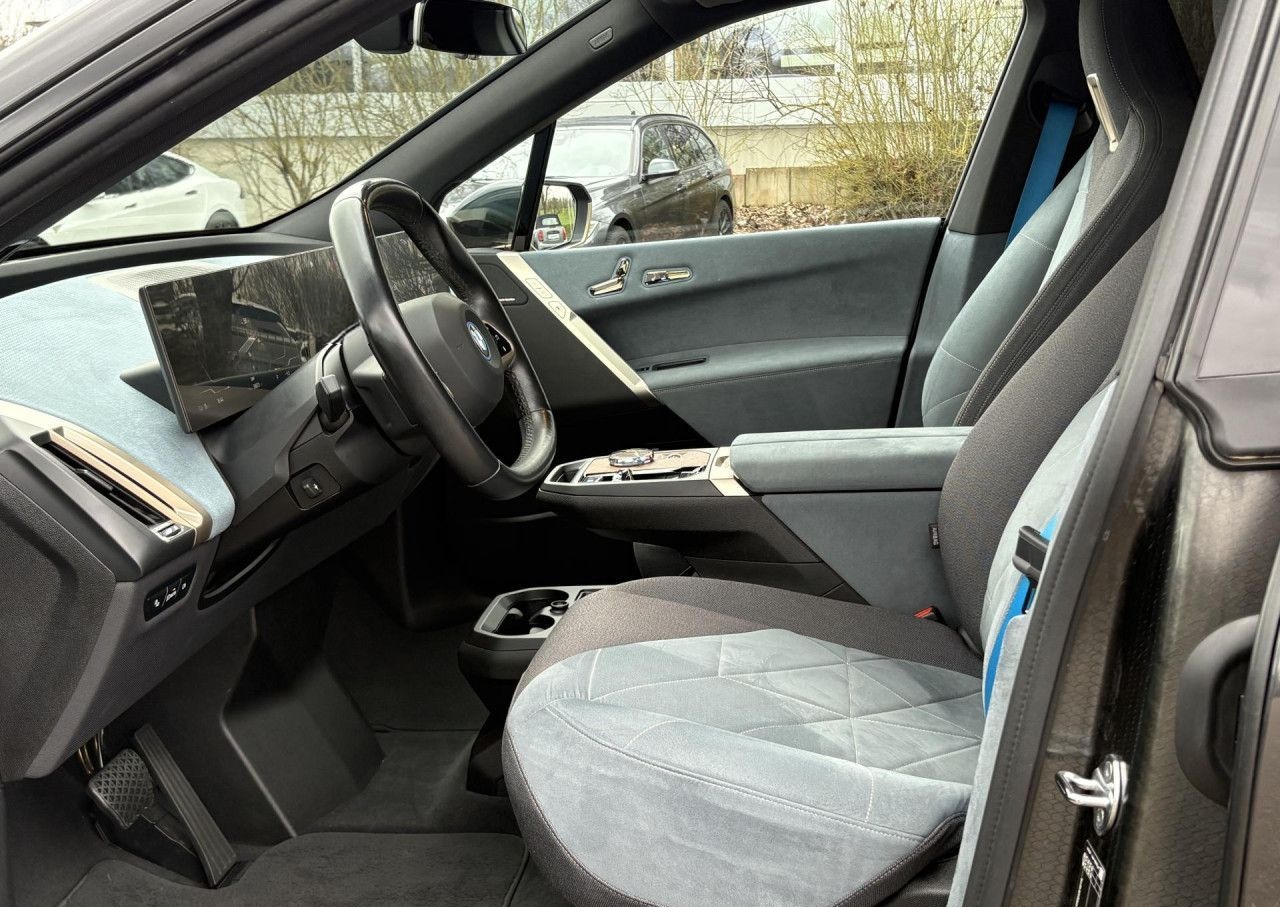 BMW iX x40 Sky HUD ACC SurView Laser Massage AHK 22" foto 9