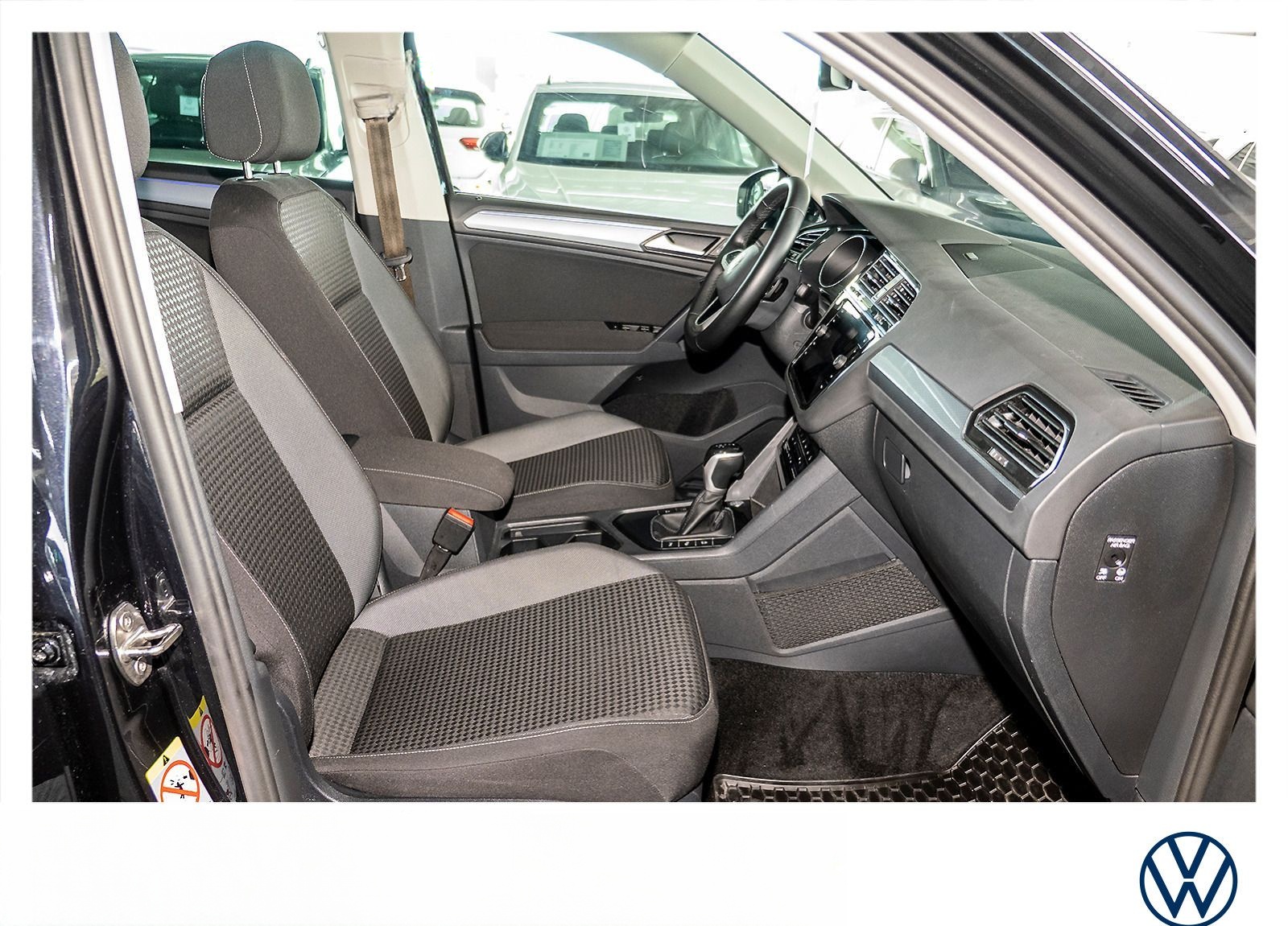 Volkswagen Tiguan Active 2.0 TDI DSG Navi Kamera AHK LED foto 4