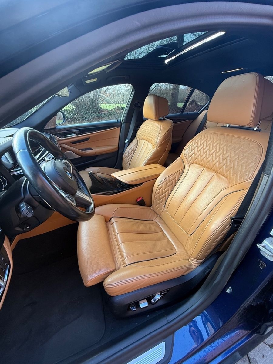 BMW M550i-X.DRIVE-SOFT-HUD-APP-MEMORY-SHD-DAB-ALU foto 24