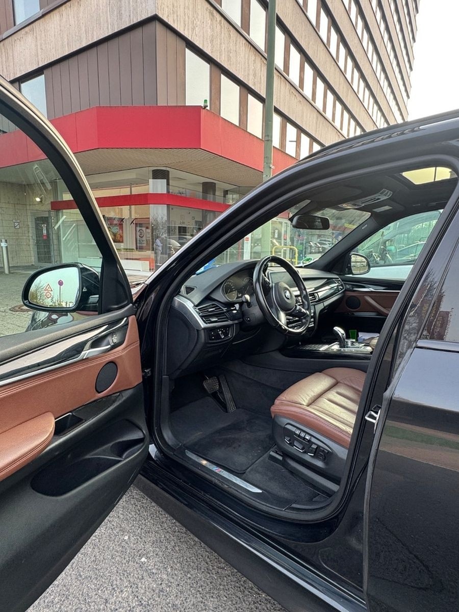 BMW X5 30d M Paket foto 6