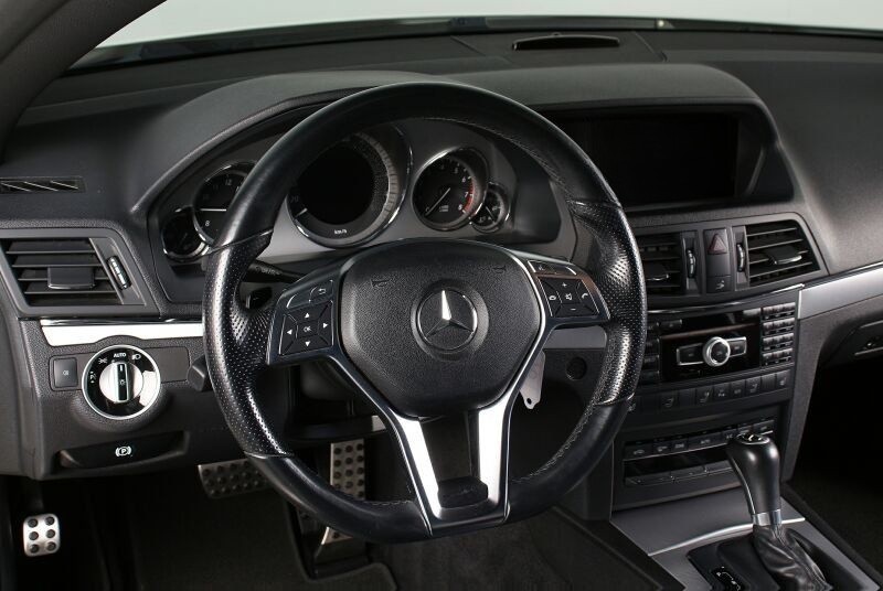Mercedes-Benz E350 Cabrio 7G AMG Paket COMAND AIRSCARF foto 13