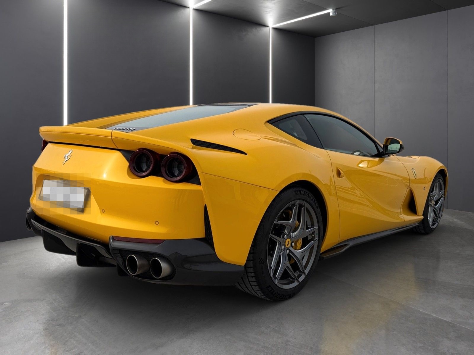 Ferrari 812 Superfast Carbon/Lift/Beifahrerdisplay foto 2
