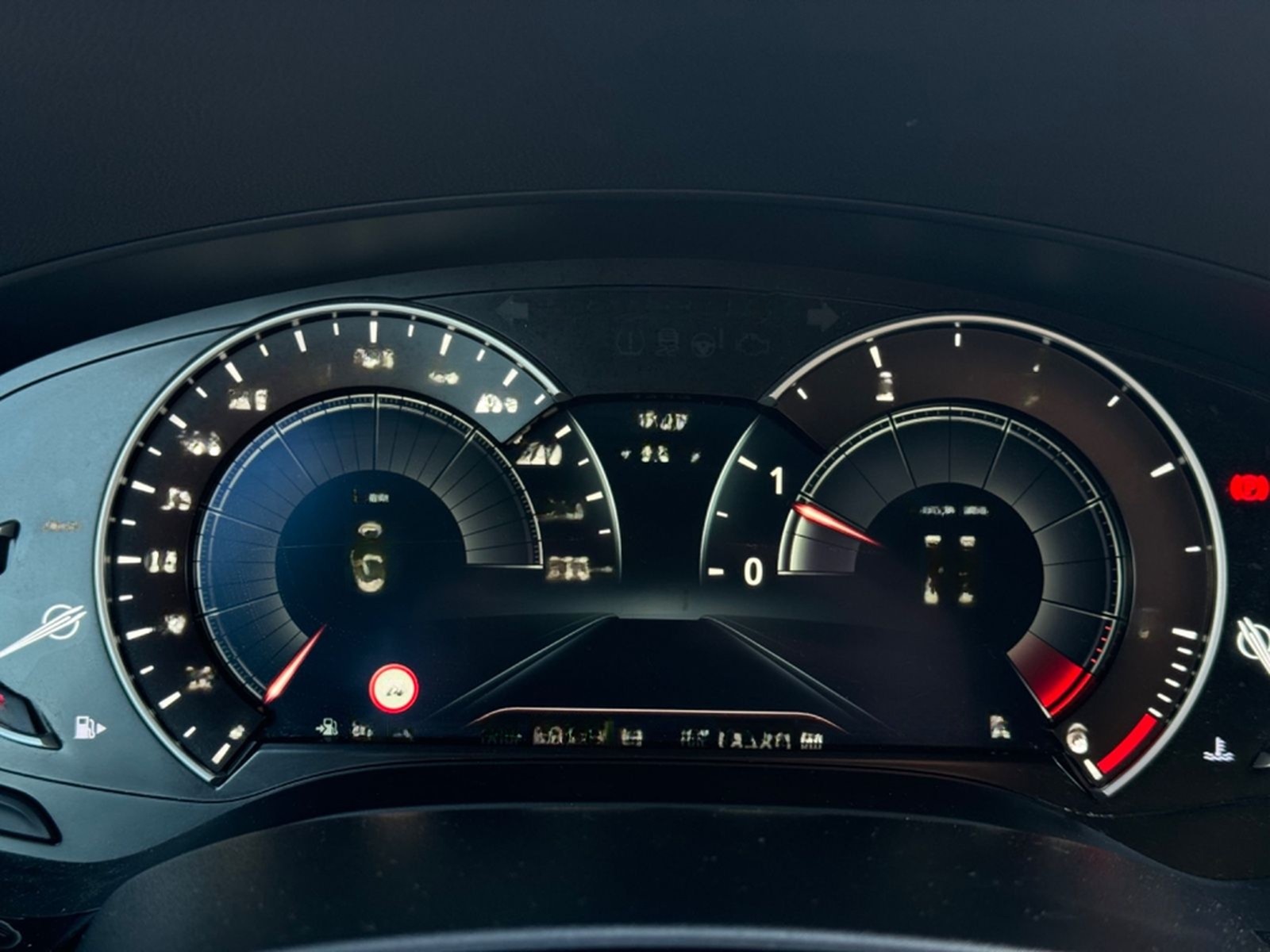 BMW 520d M Paket Glasdach HUD Harman Kardon foto 11