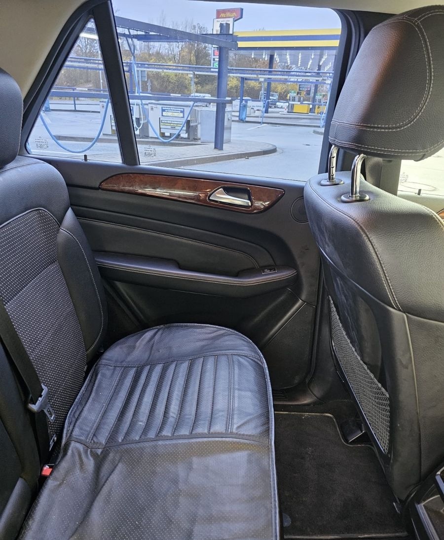 Mercedes-Benz ML 350 BlueTEC 4MATIC - foto 15