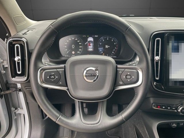 Volvo XC40 T2 2WD *Momentum Pro*Navi+CarPlay+RFK+Stzhz foto 12
