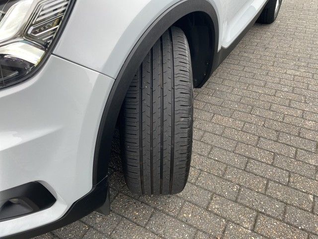 Volvo XC40 T2 2WD *Momentum Pro*Navi+CarPlay+RFK+Stzhz foto 20