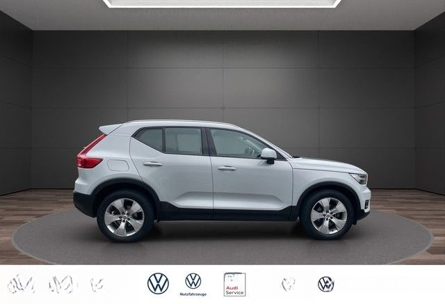 Volvo XC40 T2 2WD *Momentum Pro*Navi+CarPlay+RFK+Stzhz foto 6
