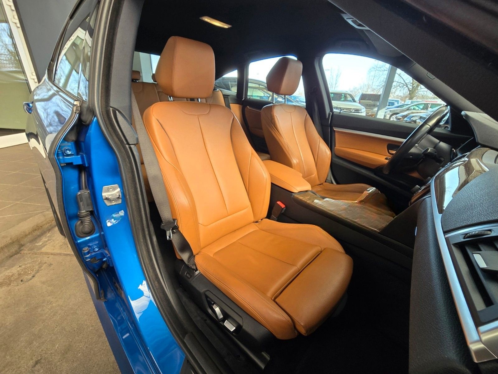 BMW 340i xDrive GT M-Performance 360°K/LEDER/HuD/19" foto 24