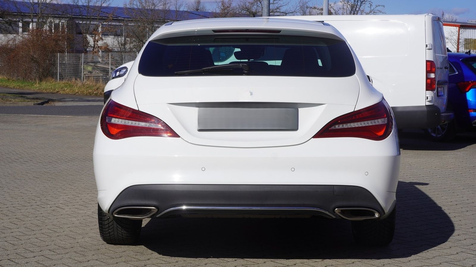 Mercedes-Benz CLA 180 Shooting Brake LED Navi Kamera Tempomat foto 5