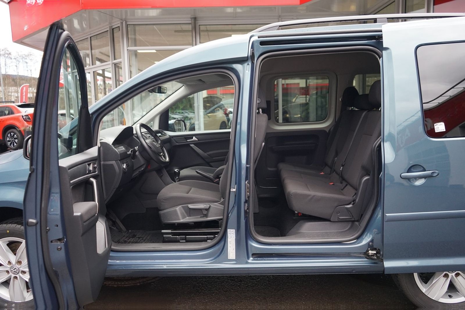 Volkswagen Caddy 1.4 TSI Comfortline Navi Sitzheizung DAB foto 32