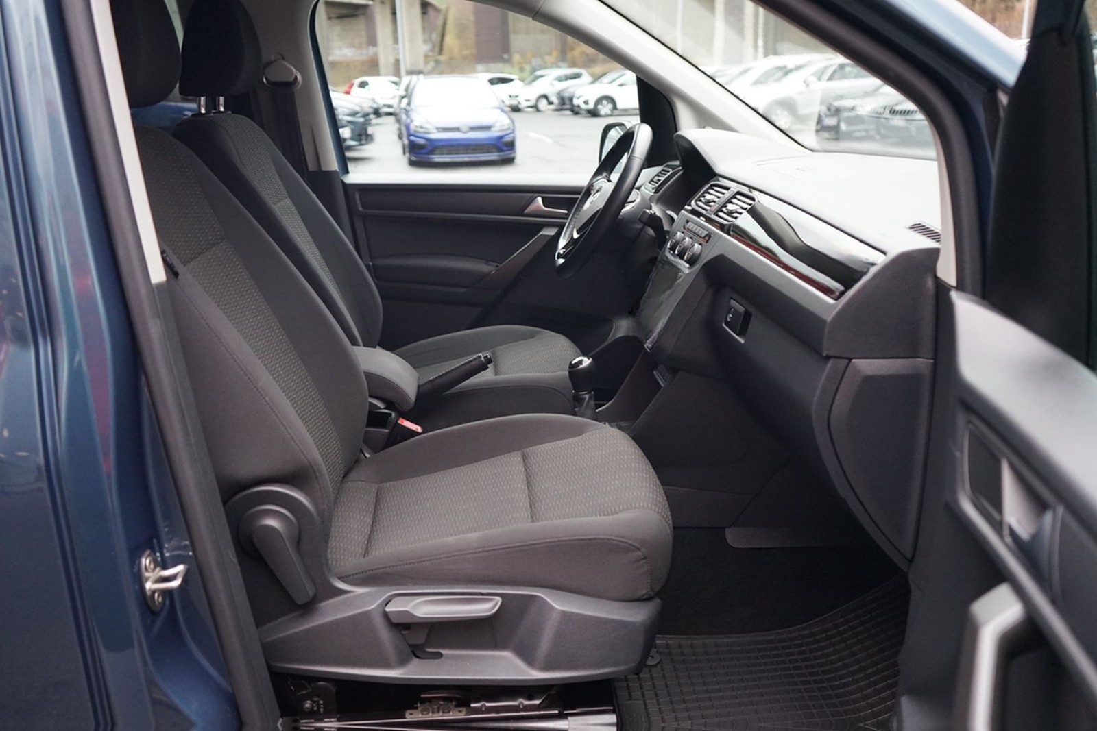 Volkswagen Caddy 1.4 TSI Comfortline Navi Sitzheizung DAB foto 35
