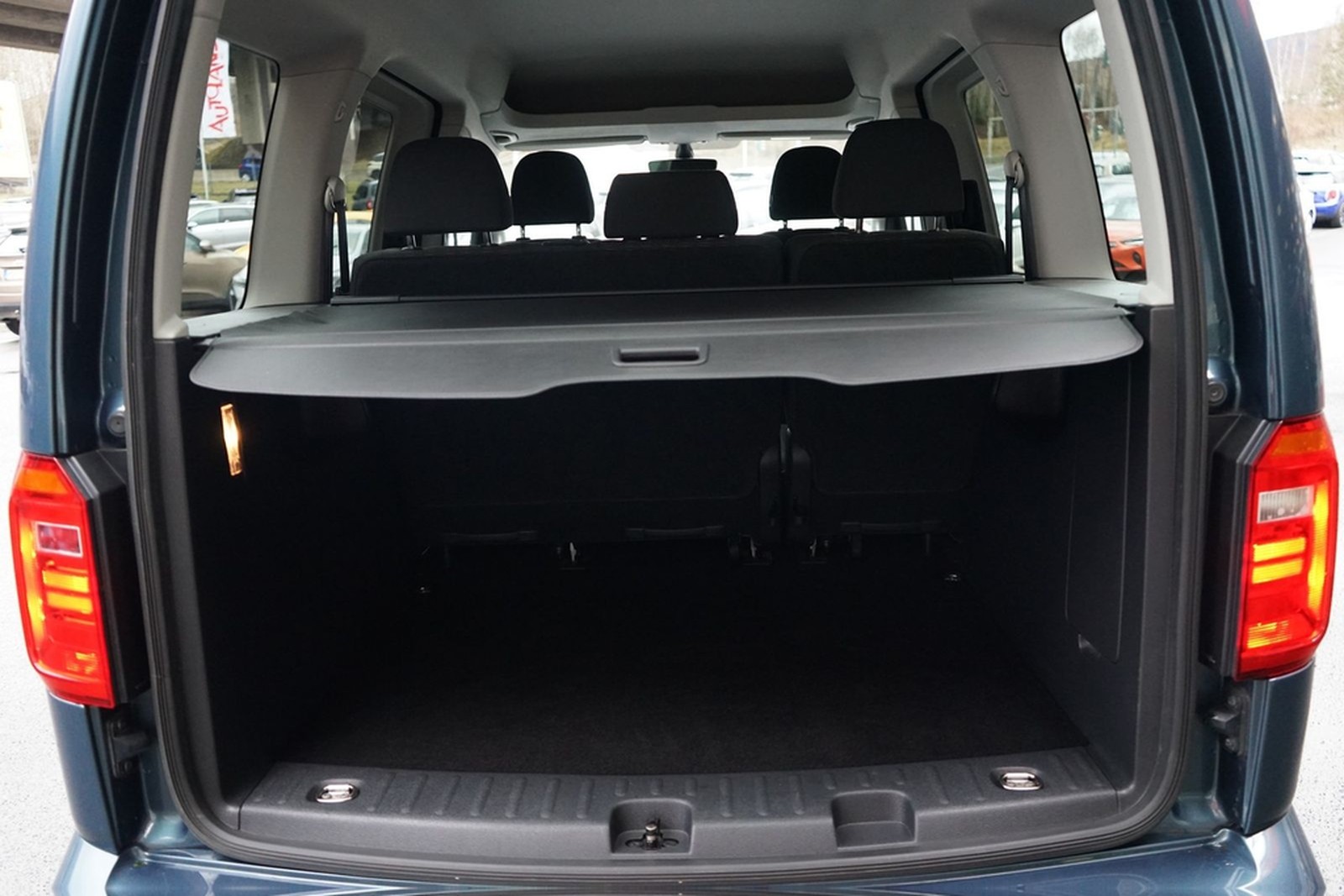 Volkswagen Caddy 1.4 TSI Comfortline Navi Sitzheizung DAB foto 40
