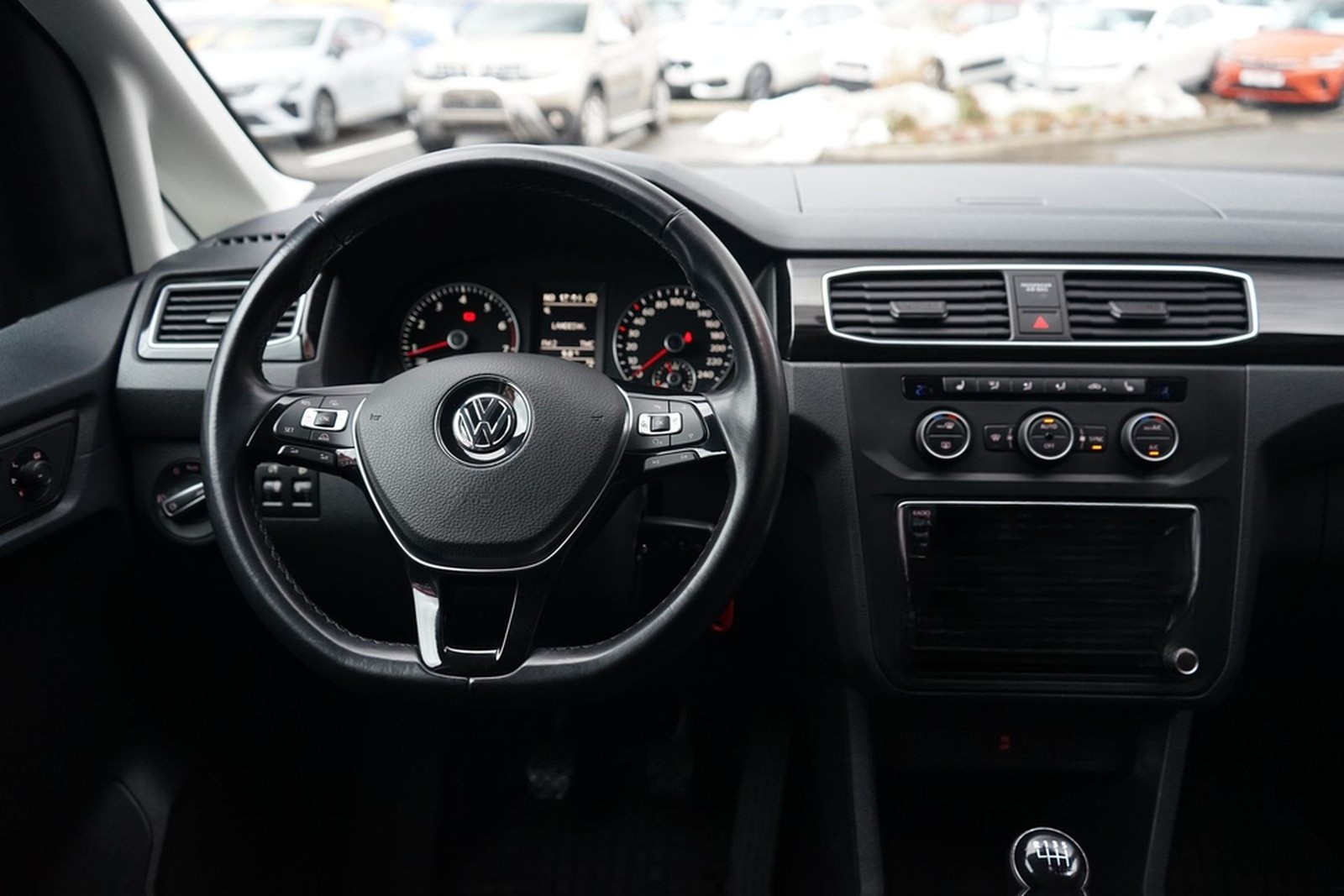 Volkswagen Caddy 1.4 TSI Comfortline Navi Sitzheizung DAB foto 10