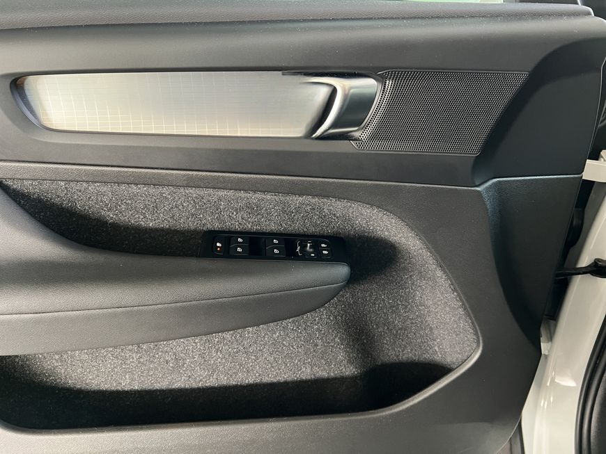 Volvo XC40 T3 Momentum-Pro Aut ACC BLIS Navi Voll-LED  foto 17