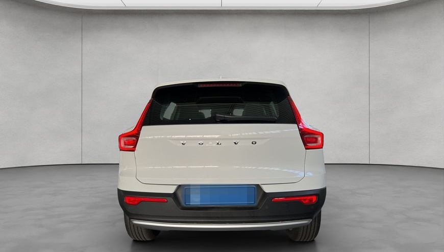 Volvo XC40 T3 Momentum-Pro Aut ACC BLIS Navi Voll-LED  foto 4
