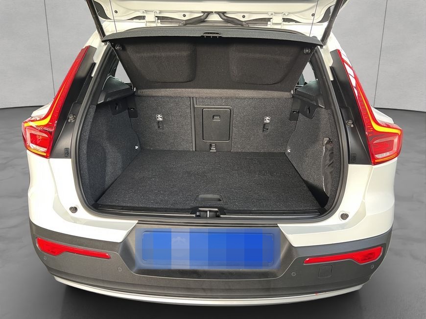 Volvo XC40 T3 Momentum-Pro Aut ACC BLIS Navi Voll-LED  foto 5