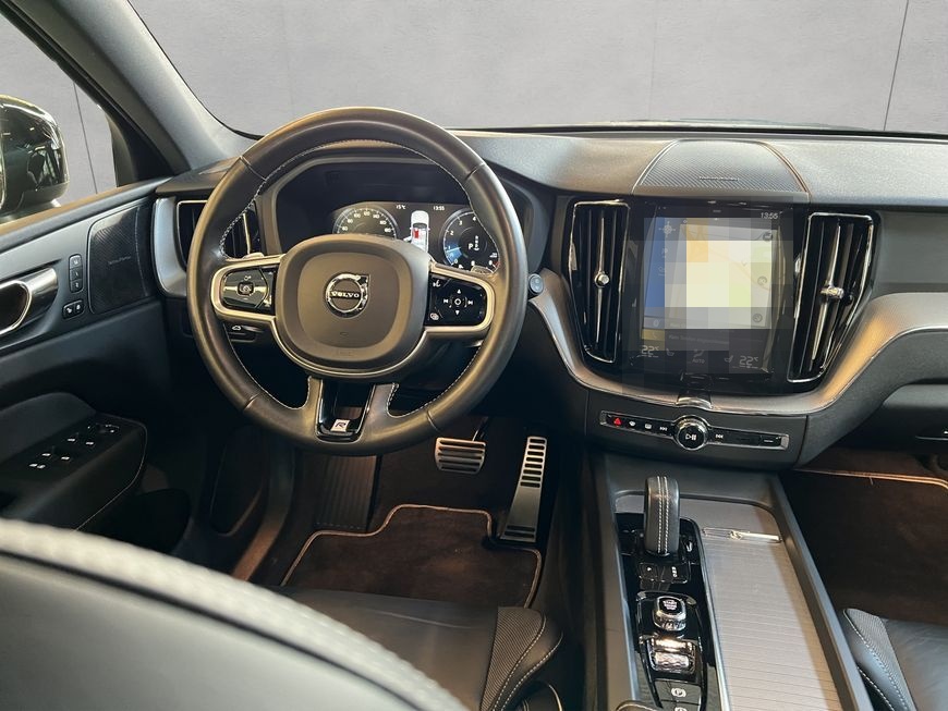 Volvo XC60 B5 AWD R-Design Aut 360° PilotAssist BLIS 1 foto 13