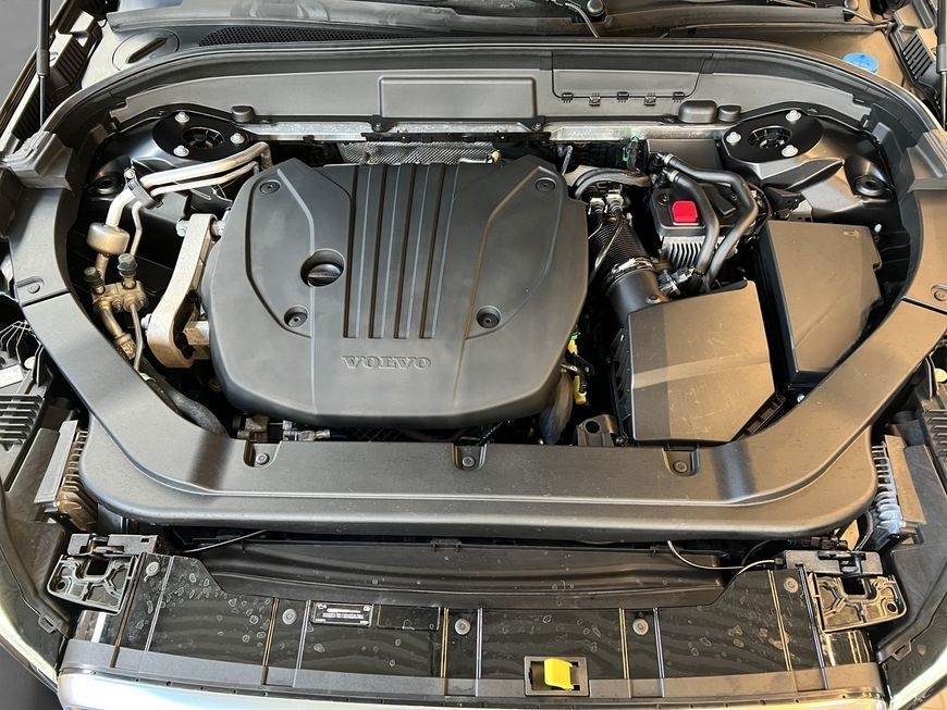 Volvo XC60 B5 AWD R-Design Aut 360° PilotAssist BLIS 1 foto 21